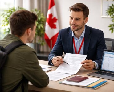 découvrez en détail le coût d'un visa canadien, les différents frais associés et les étapes à suivre pour préparer votre demande sans surprise.